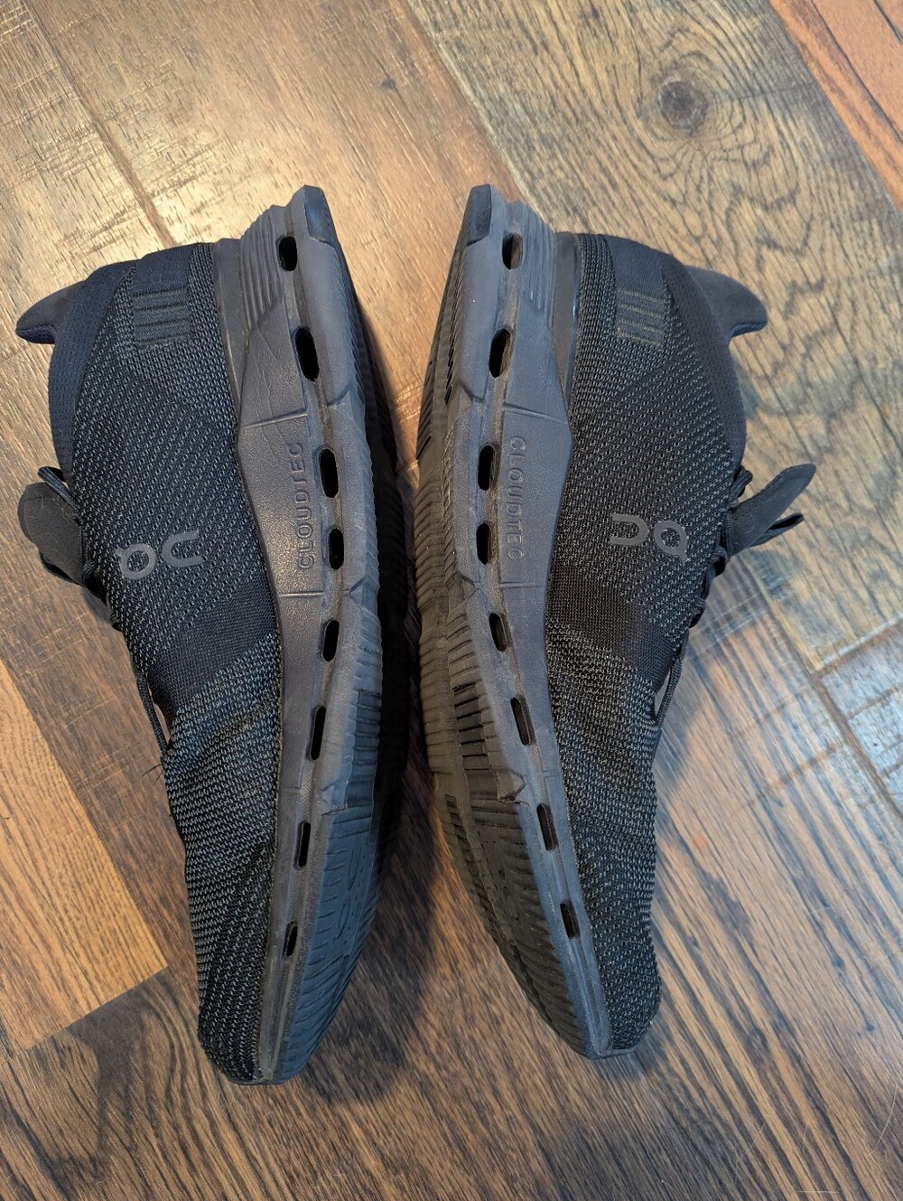 On Cloudnova Mens 13 Triple Black Running Sneakers Shoes - Picture 3 of 8